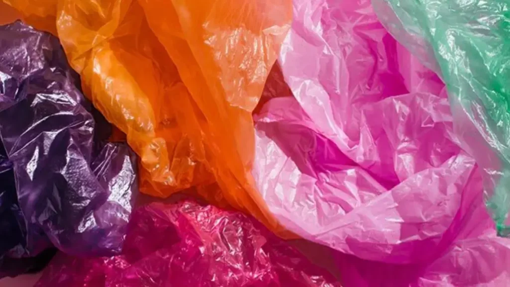 How to Make Biodegradable Bags? 4 Steps for Manufacturing Biodegradable Bags 1 how to make a biodegradable plastic bag