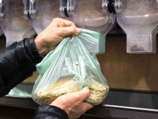 Biodegradable vs Compostable Plastic Bags: A Comprehensive Comparison 2 Compostable Plastic Bags