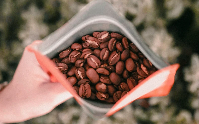 What Consumers Look for in Coffee Packaging: Ultimate Guide 2025 3 how does packaging affect coffee freshness